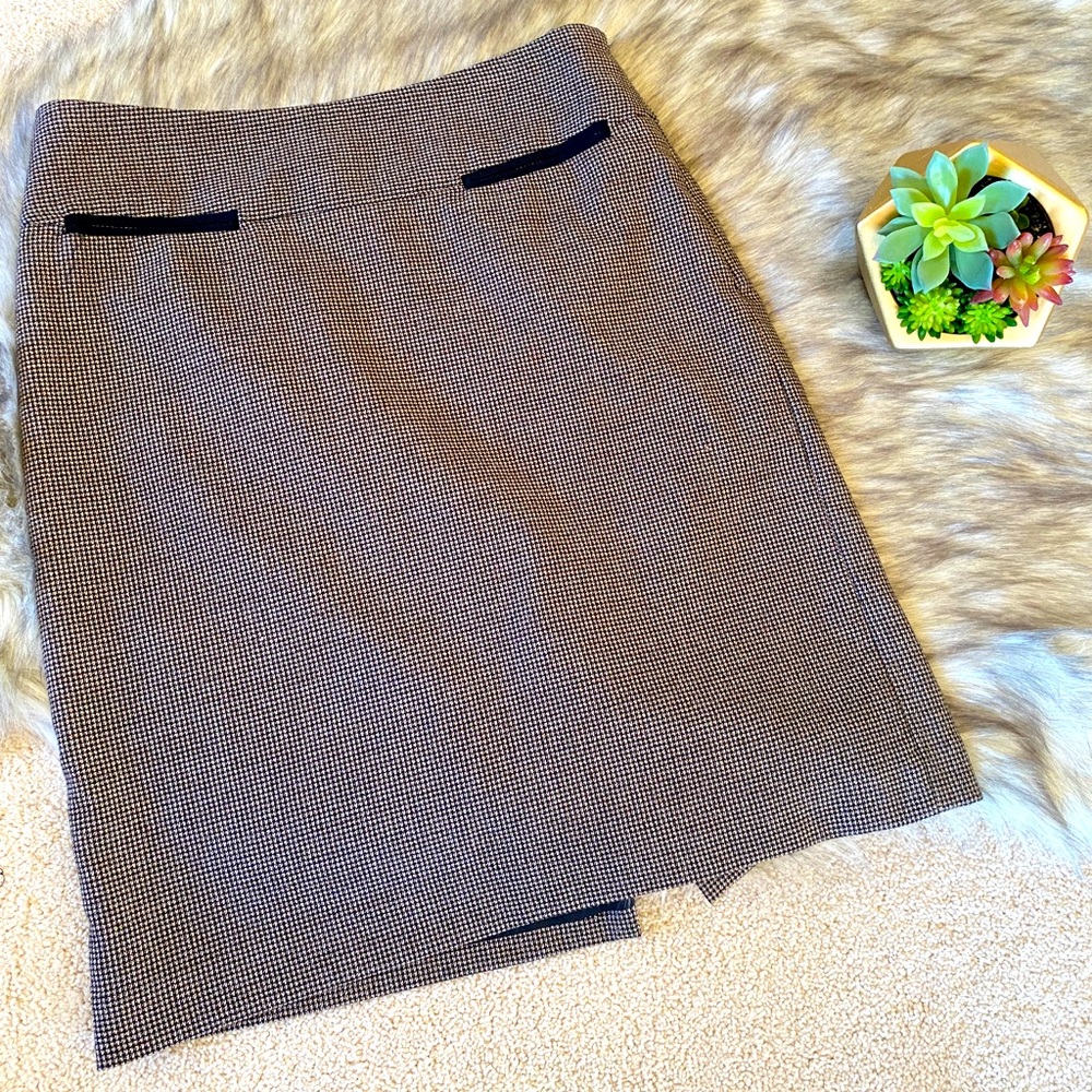 Loft Pencil Skirt